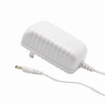 15W adaptador de corriente alterna universal, fuentes de alimentación blancas del nivel V del color