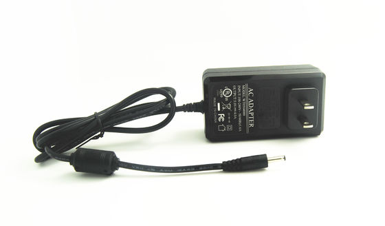 IEC/EN60950 adaptador del enchufe 2pin de los E.E.U.U. del EJE de la corriente continua de la CA de la CCE/del ERP