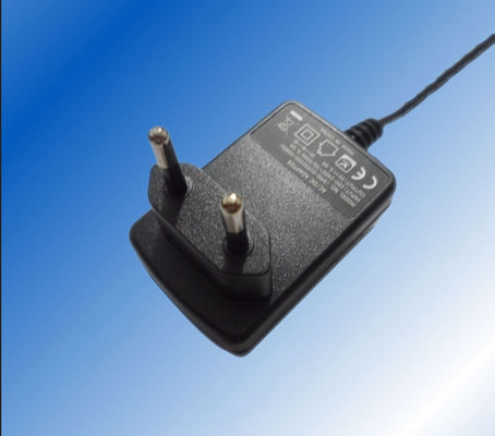 FCC SAA del CE de la UL del adaptador de corriente alterna 12V DC 1A 12W de Estados Unidos Europa Wallmount