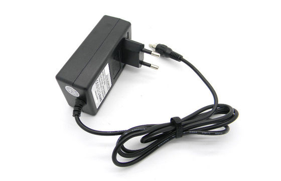 100-240VAC entró el conector RCA del adaptador del Pared-soporte del enchufe 16V 2A de la UE para Santral