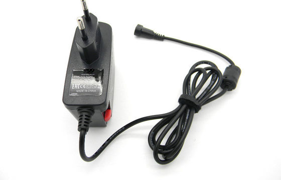 6 adaptador ajustable de la CA DC del voltaje 3-12V del universal de las extremidades 2500mA de DC