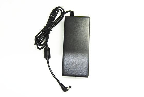 El CV C6 3 fija el adaptador eléctrico externo del ordenador portátil de la CA, CE/RoHS/GS