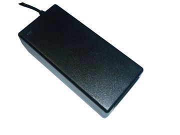 C14 adaptador de escritorio 65W del ordenador portátil de voltio 3.42A Toshiba del adaptador 19