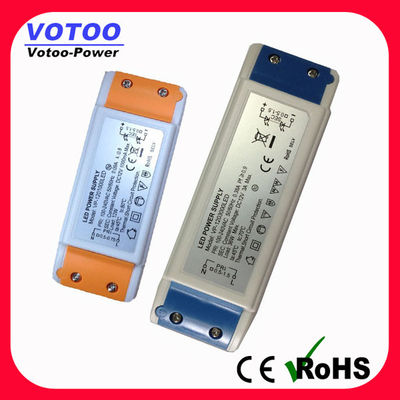 Conductor constante 12V 36W del voltaje LED del CE AC110-240V para la lámpara de pie del LED