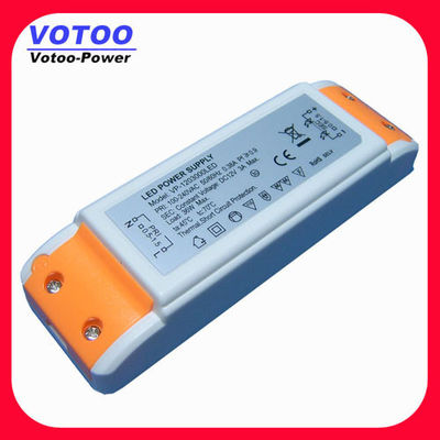 Conductor constante 12V 36W del voltaje LED del CE AC110-240V para la lámpara de pie del LED