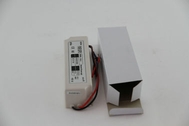 LED que enciende el conductor constante IP67 24V DC, alta confiabilidad del voltaje LED de 60 vatios