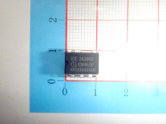 Convertidores electrónicos COOLSET IC CUR-MODE PWM CTRLR 800V de la CA/de DC de los circuitos integrados ICE2A280Z