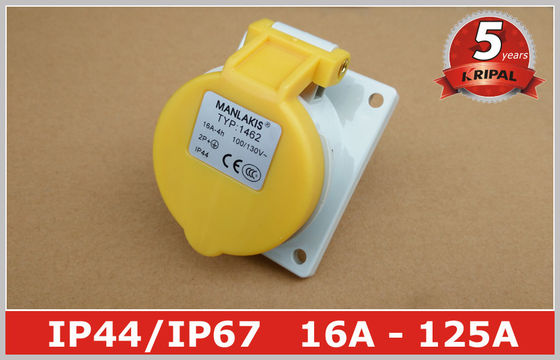 El panel anguloso montó el Pin industrial del interruptor 110V 16A IP44 3 del zócalo de poder para el infante de marina