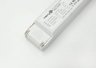 Conductor constante 12Vdc 50Hz/60Hz de Dimmable LED del voltaje del recinto